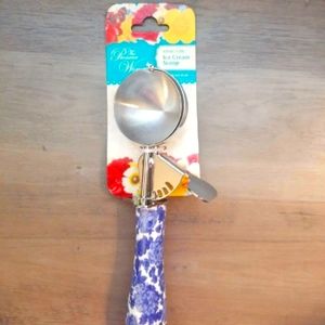 The Pioneer Woman Heritage Floral ice cream scoop